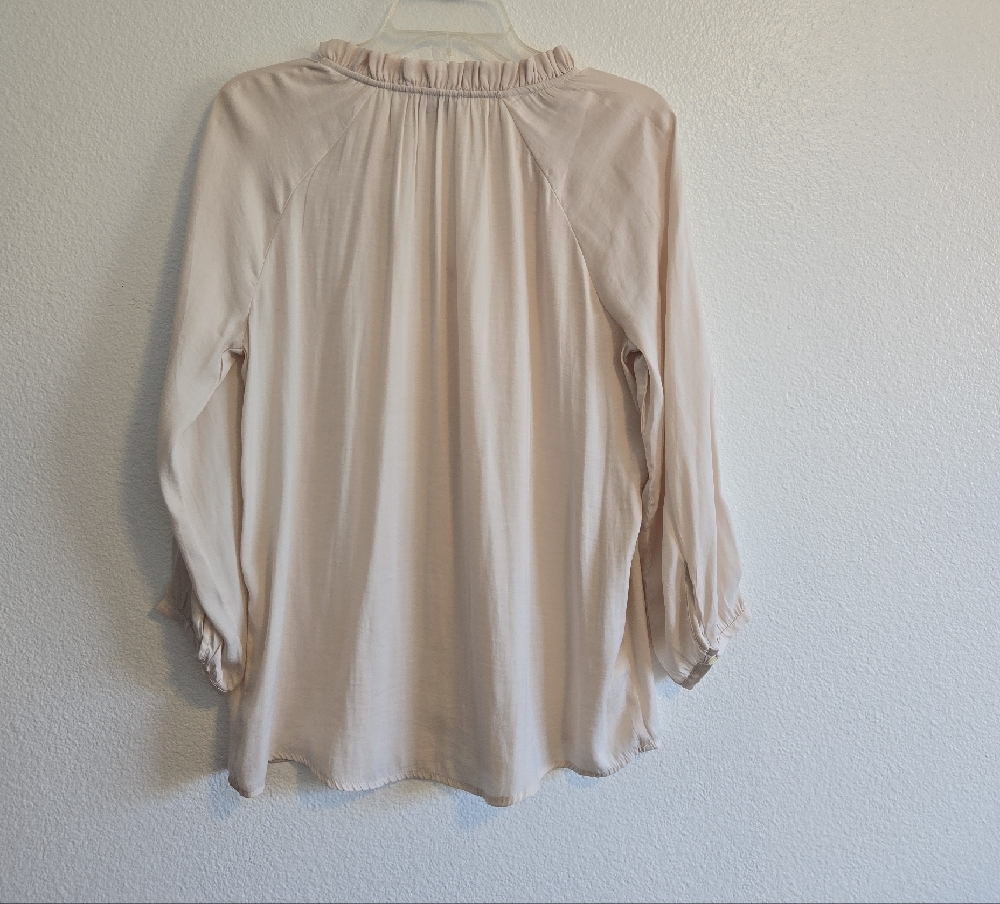 LOFT Cream Ruffle V-Neck Blouse - Picture 4 of 4